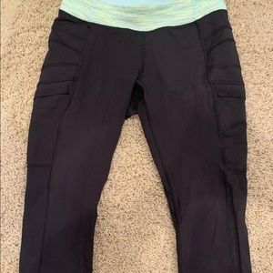 Ivivva Cropped Leggings with Pockets on the Sides
